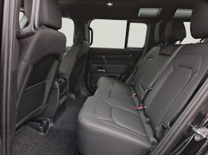 Fahrzeugbild LAND ROVER Defender 110 3.0 D I6 250 S 1.99% Leasing 10'000.- Eintauschprämie
