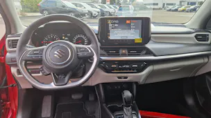 Suzuki Swift 1.2 Sakura Top Hybrid