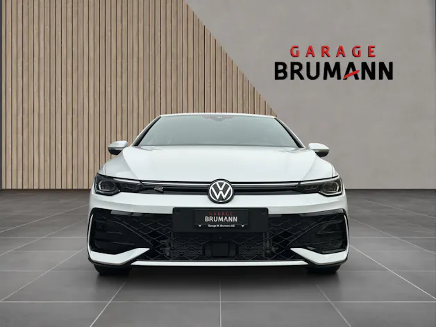 VW Golf R-Line 1.5 eTSI
