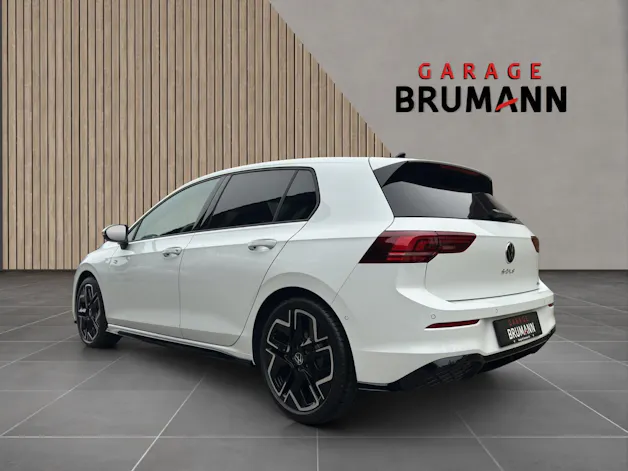 VW Golf R-Line 1.5 eTSI