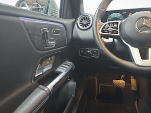 Vehicle image MERCEDES-BENZ GLB 220 d 4MATIC Progressive Line