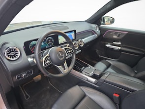Vehicle image MERCEDES-BENZ GLB 220 d 4MATIC Progressive Line