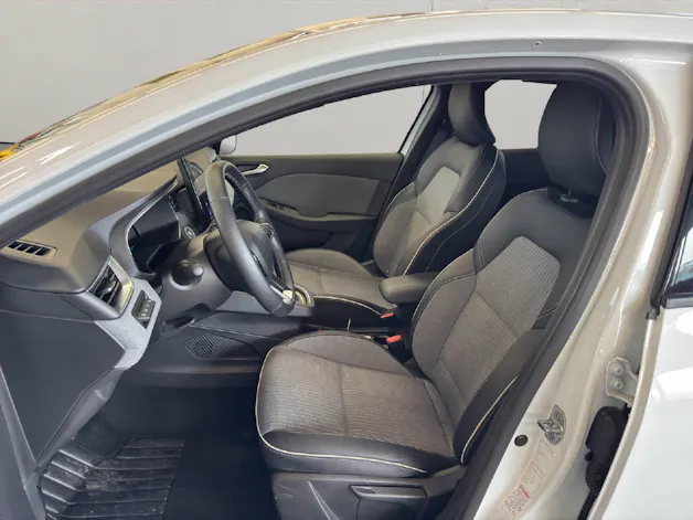 Renault Clio 1.6 E-Tech techno