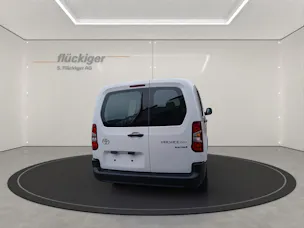 Toyota PROACE CITY Van L2 52KWh Advanced