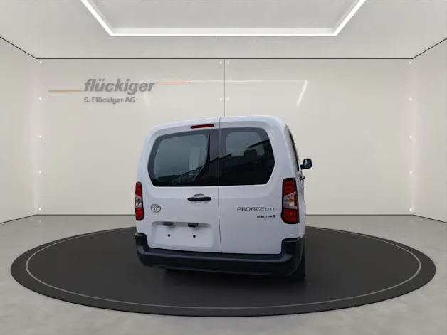 Toyota PROACE CITY Van L2 52KWh Advanced