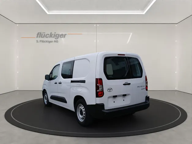 Toyota PROACE CITY Van L2 52KWh Advanced