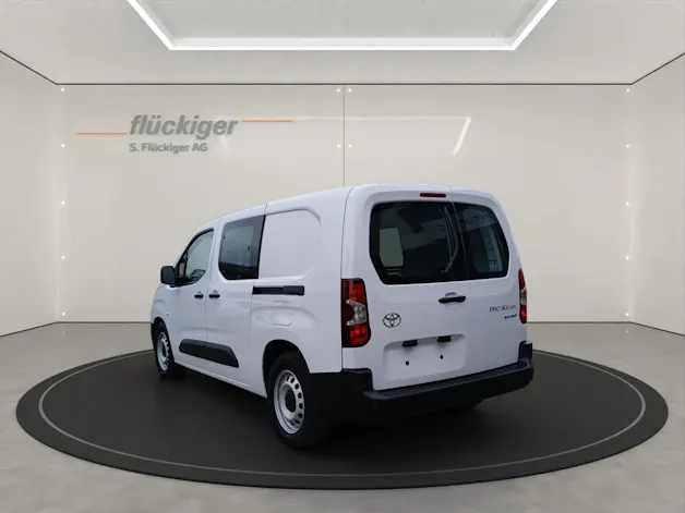 Toyota PROACE CITY Van L2 52KWh Advanced
