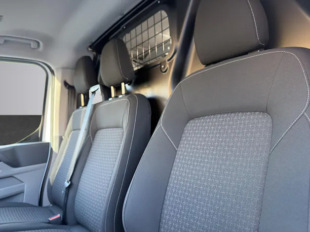 Ford Transit C Van 320 L1 2.0 EcoBlue 136 Trend