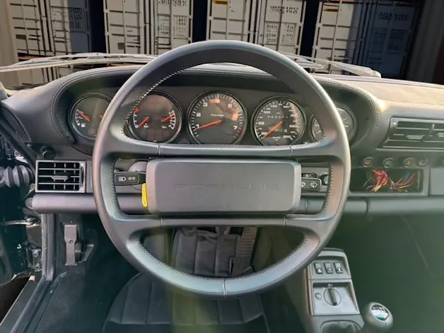 Porsche 911 Targa 3.6 Carrera 2 Neuaufbau