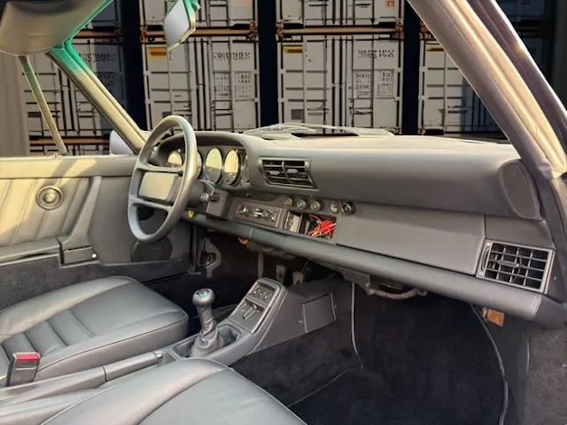 Porsche 911 Targa 3.6 Carrera 2 Neuaufbau