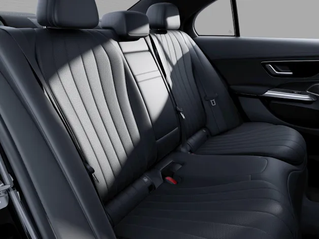Mercedes-Benz E 220 d AMG Line 4MATIC