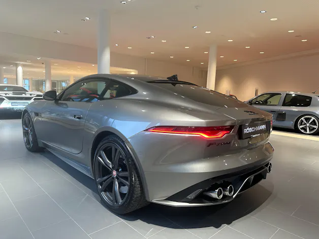 Jaguar F-Type Coupé 5.0 V8 R75 SVR Automatik AWD
