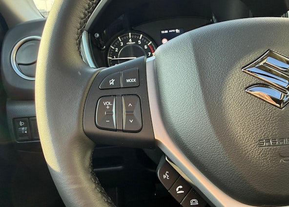 Vehicle image 12 Vehicle image 12