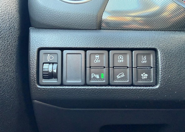 Vehicle image 14 Vehicle image 14