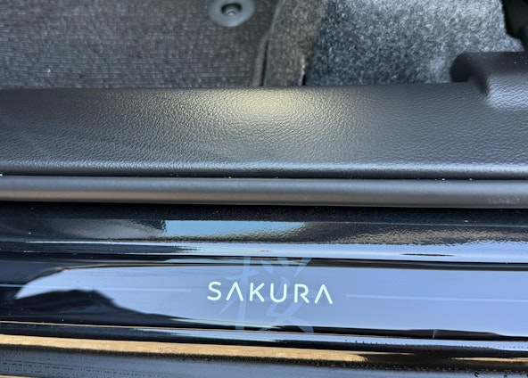 Vehicle image 8 Vehicle image 8