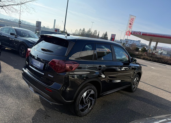 Vehicle image 5 Vehicle image 5