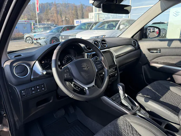 Suzuki Vitara 1.4 Boosterjet Sakura Top 4x4 Hybrid Automatic