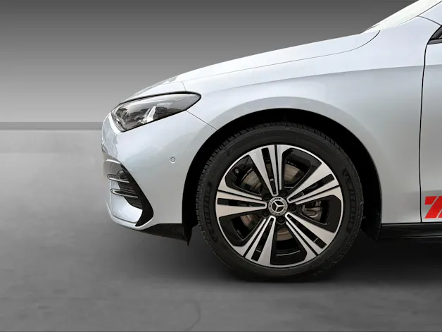 Mercedes-Benz CLA 350 4Matic EQ Technology