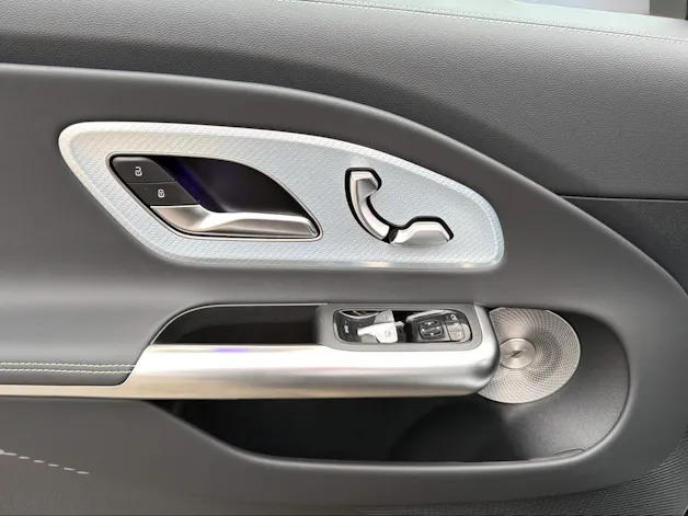 Mercedes-Benz CLA 350 4Matic EQ Technology