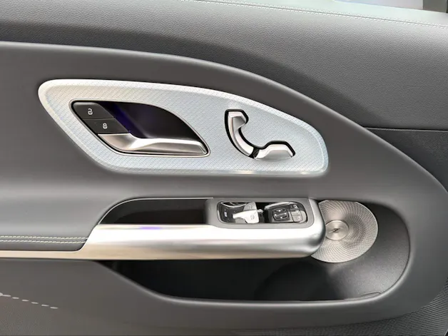 Mercedes-Benz CLA 350 4Matic EQ Technology