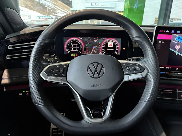 VW NEW Tiguan R-Line / AHK / Head-Up