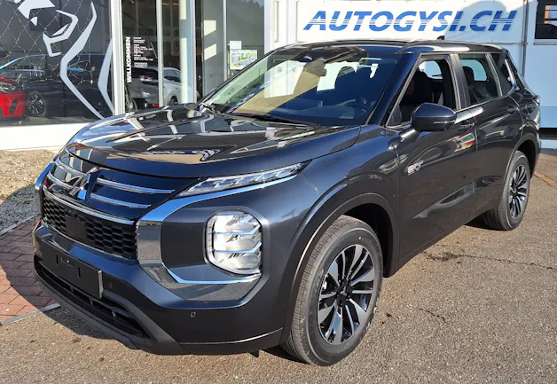 Mitsubishi Outlander PHEV Inform Helvetia (137)