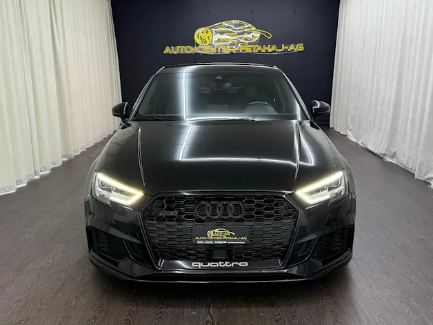 Audi RS3 Limousine 2.5 TSI quattro S-tronic