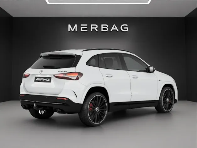 Mercedes-Benz GLA AMG 35 4Matic 8G-DCT