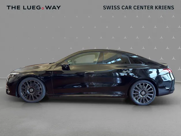 Mercedes-Benz CLA 220 4M - AMG / DISTRONIC / 360 Grad Kamera / Drive Assist