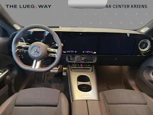 Mercedes-Benz CLA 220 4M - AMG / DISTRONIC / 360 Grad Kamera / Drive Assist