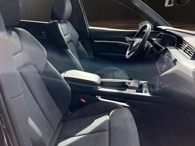 Audi e-tron 55 Sportback S Line quattro