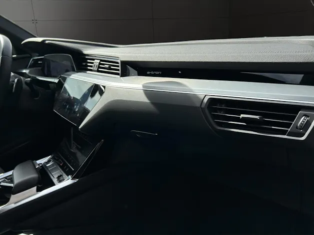 Audi e-tron 55 Sportback S Line quattro