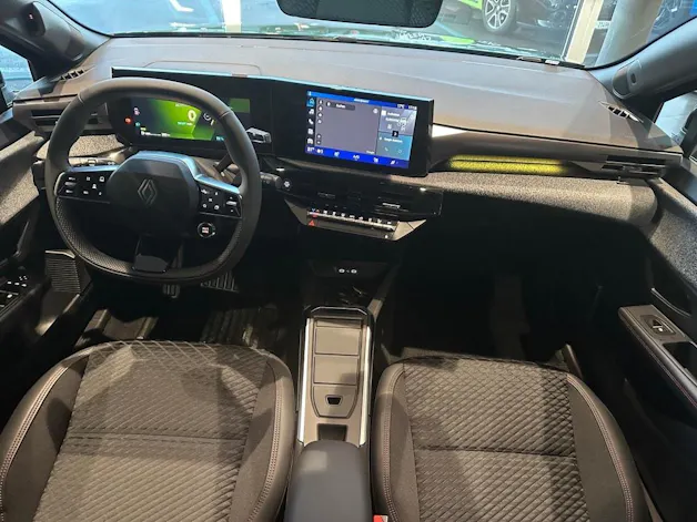 Renault Clio 1.8 E-Tech Techno