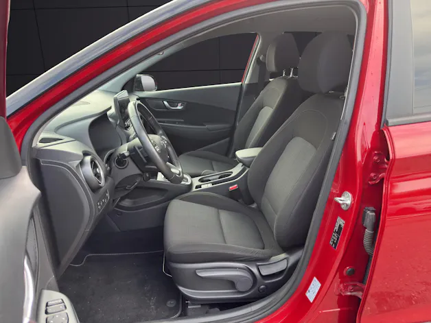Hyundai Kona 1.6 GDi HEV Amplia DCT