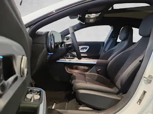 Mercedes-Benz CLA 220 4Matic 8G-DCT