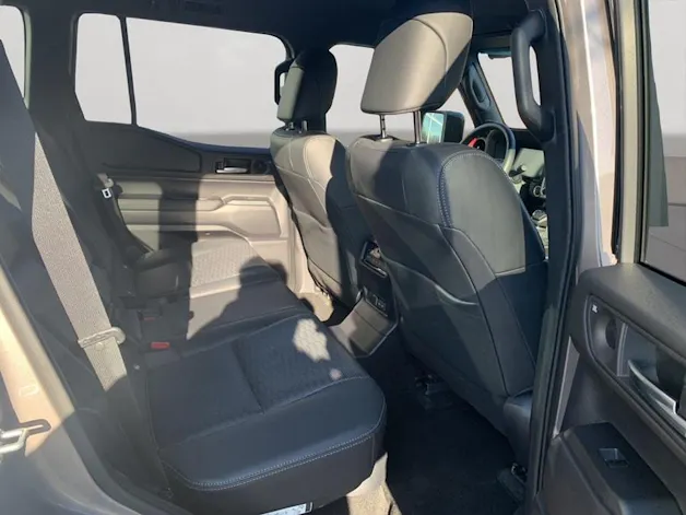 Toyota Land Cruiser 2.8TD Invincible