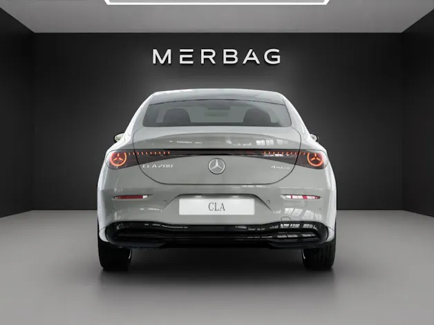 Mercedes-Benz CLA 200 8G-DCT 4Matic