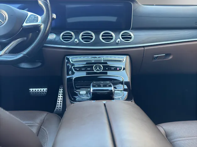 Mercedes-Benz E 43 AMG 4 Matic