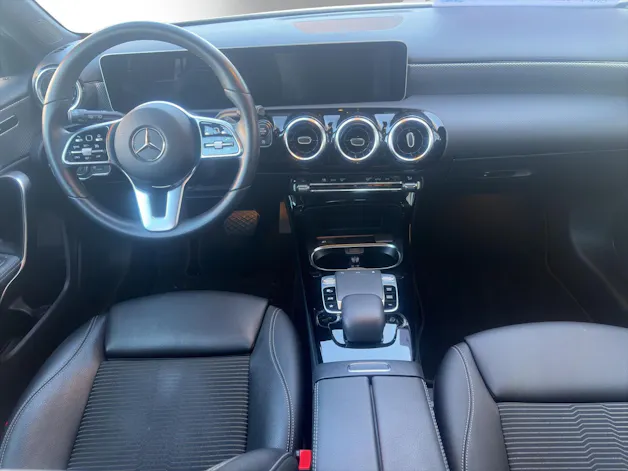 Mercedes-Benz A 220 Progressive