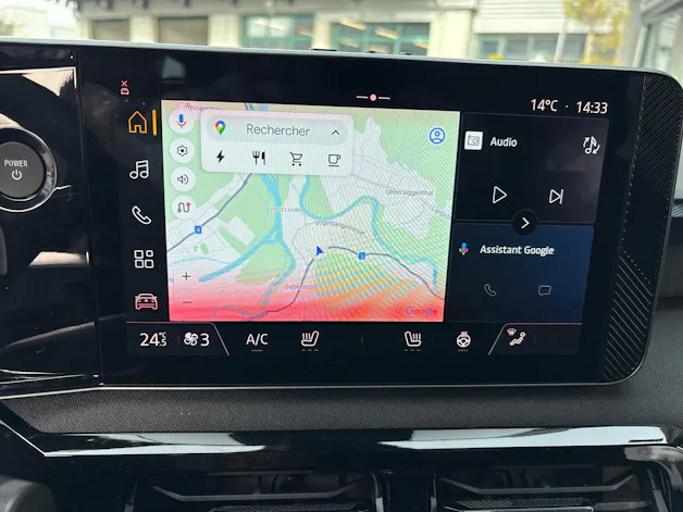 Nissan Micra 52kWh Advance