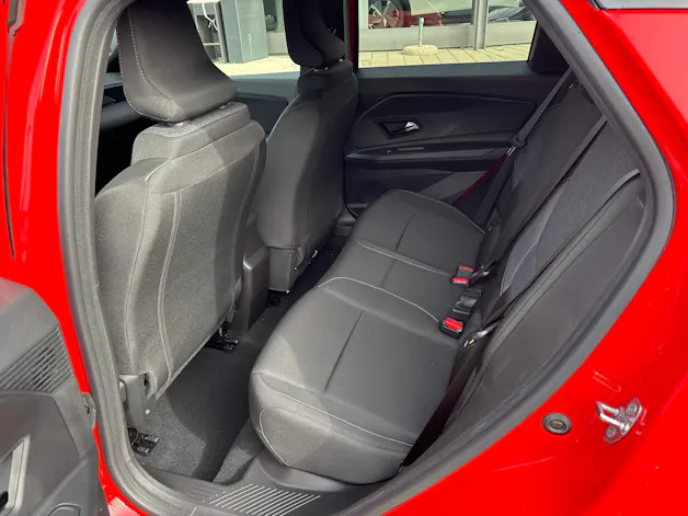 Nissan Micra 52kWh Advance