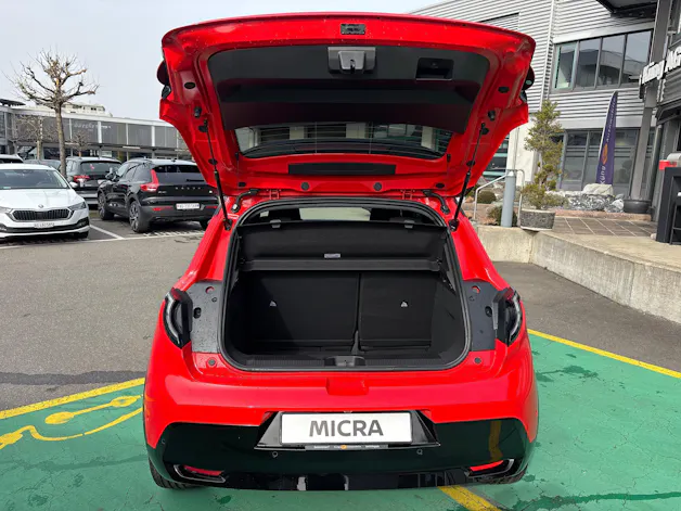 Nissan Micra 52kWh Advance