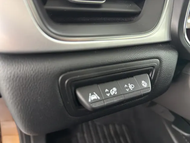 Renault Captur 1.6 E-Tech 145 Intens DHT