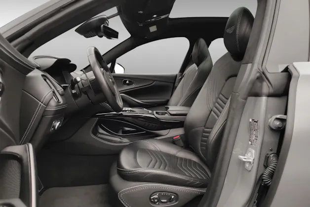 Aston Martin DBX 4.0 V8