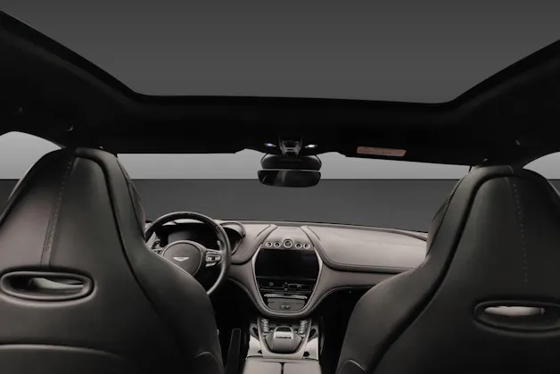 Aston Martin DBX 4.0 V8