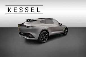 Aston Martin DBX 4.0 V8