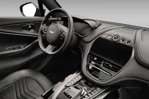 Aston Martin DBX 4.0 V8