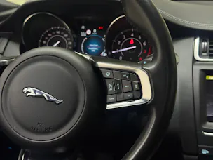 Jaguar E-Pace P200 R-Dynamic S AWD Automatik