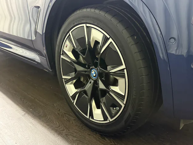 BMW iX3 Impressive