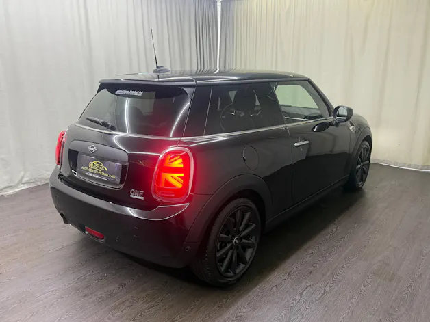 Mini One Blackyard